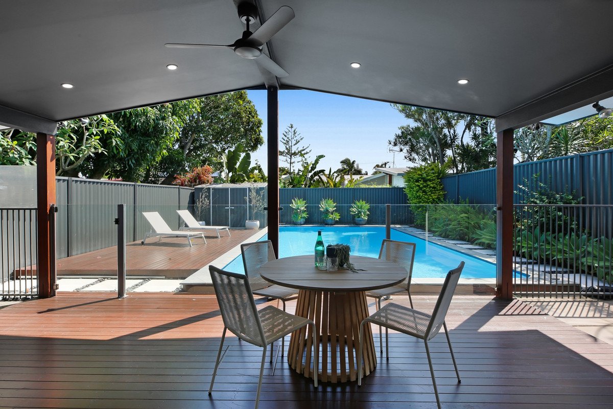 90 Albion Avenue MIAMI 10