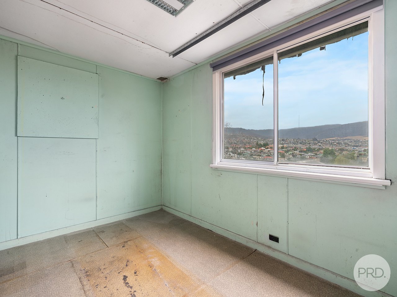 90 Bowen Road LUTANA 10