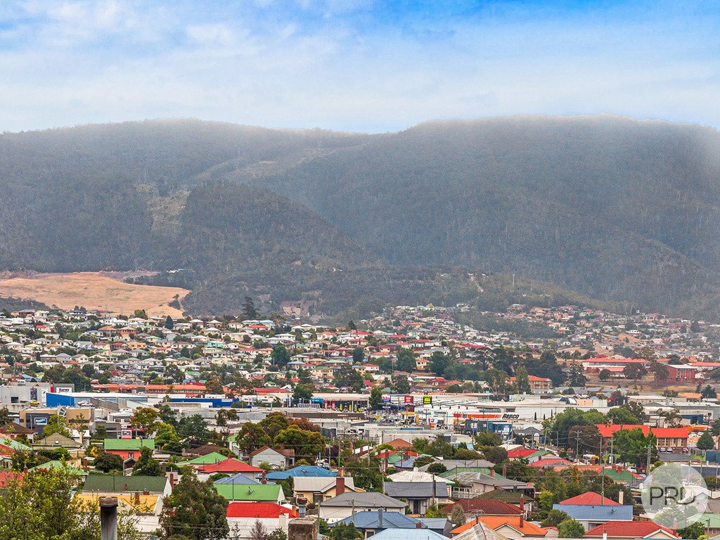 90 Bowen Road LUTANA 15