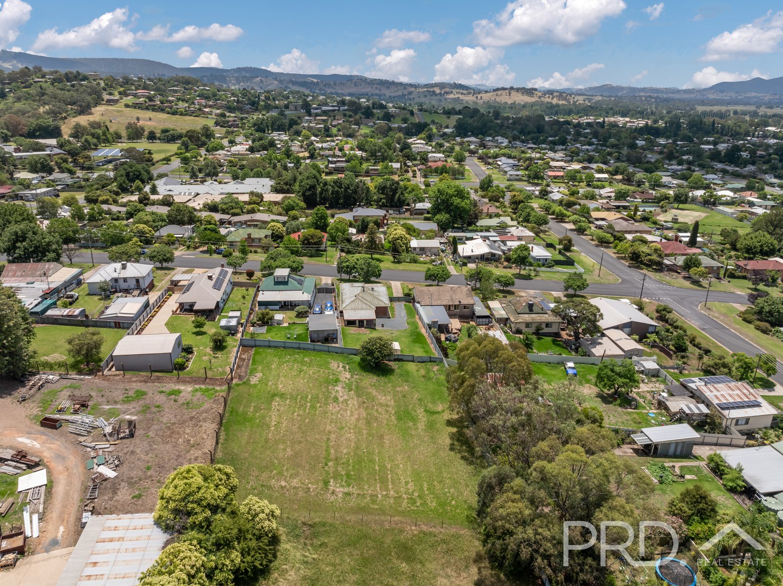 90 Broughton Street TUMUT 19