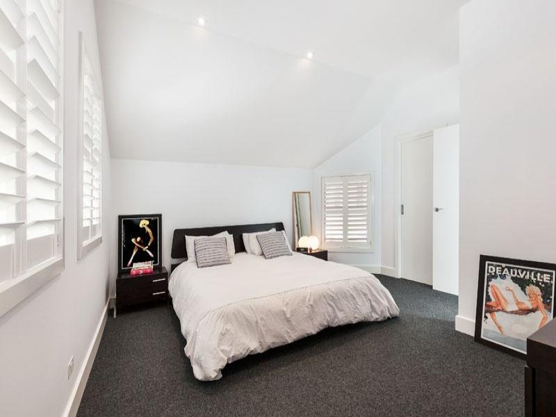 Gallery: 90 Canterbury Place