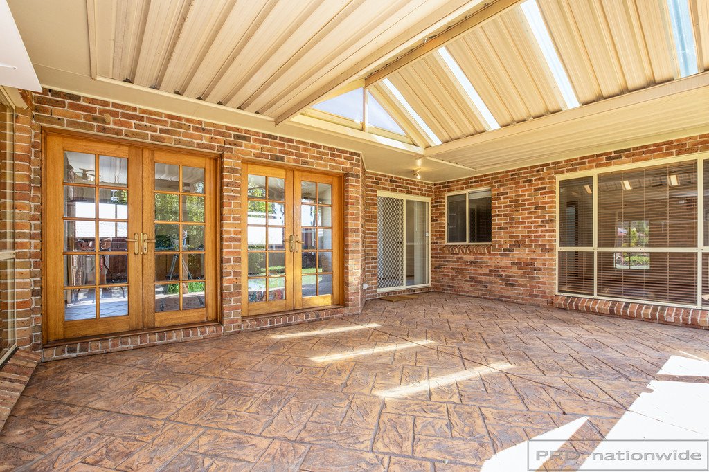 90 Denton Park Drive RUTHERFORD 7