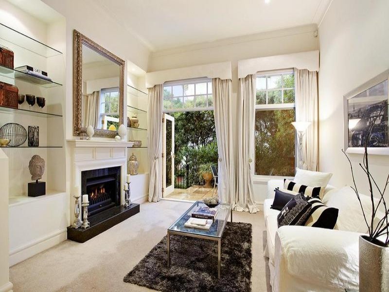 Gallery: 90 Esplanade West