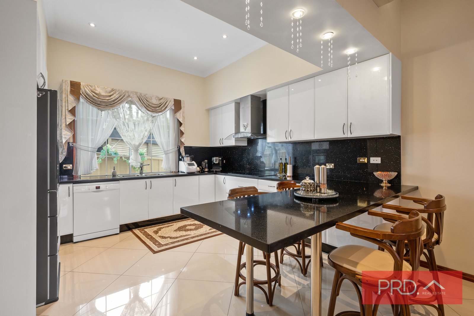 90 Hemphill Avenue MOUNT PRITCHARD 9