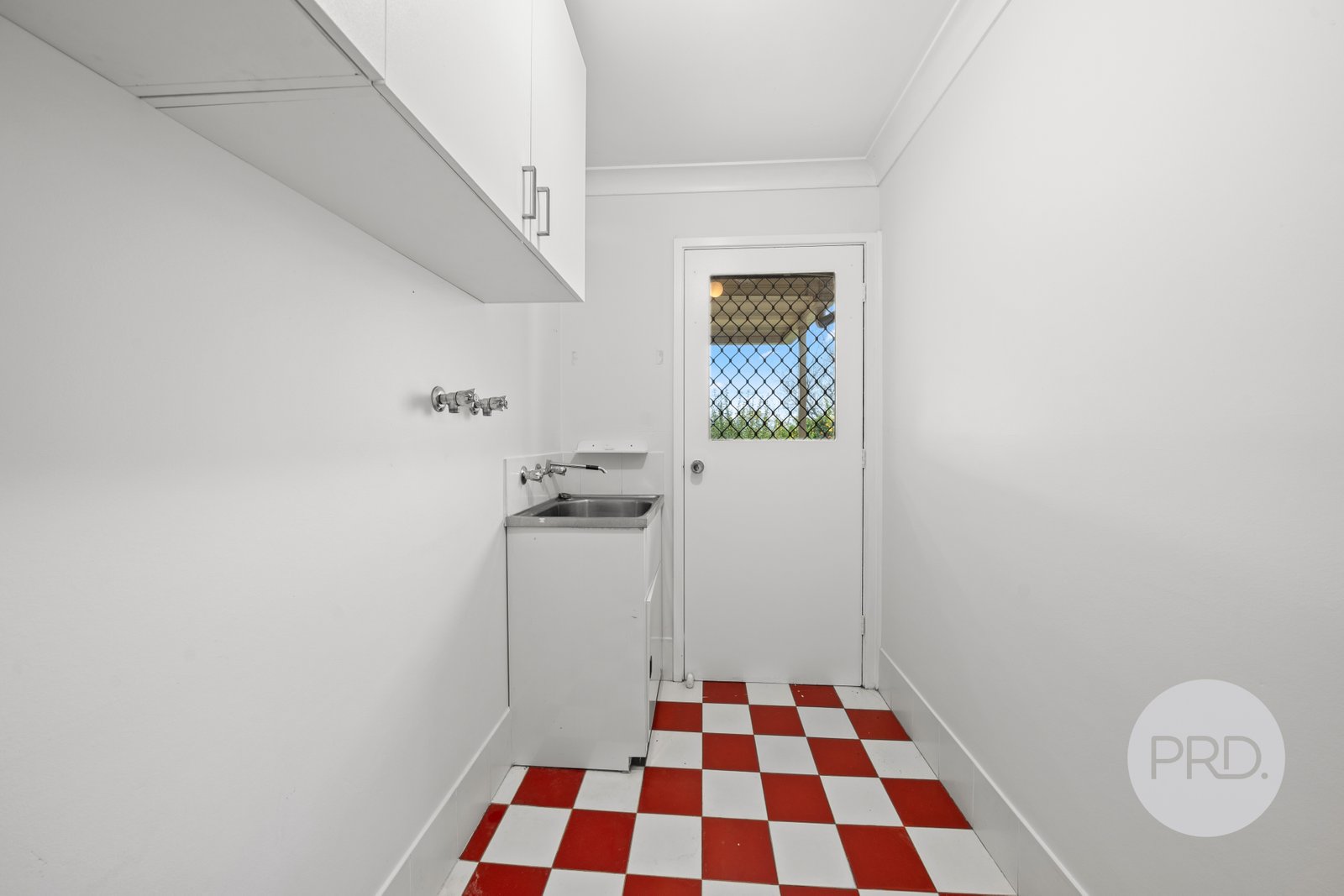 90 Henwood Avenue KOORINGAL 18