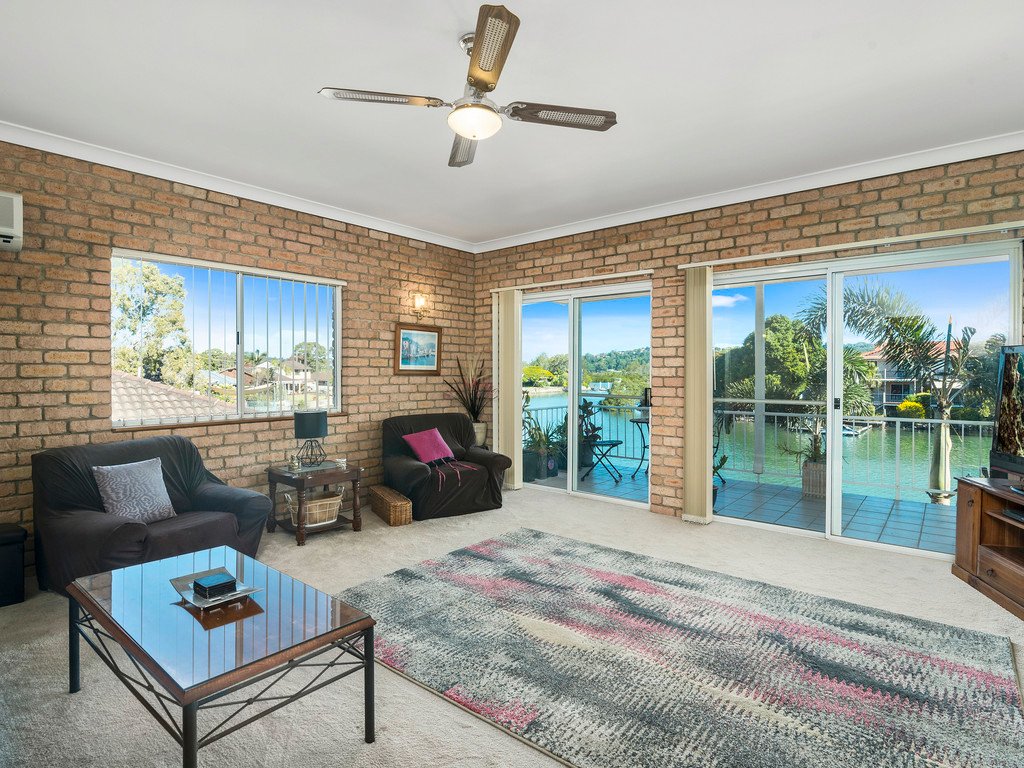 90 Jacaranda Ave  TWEED HEADS WEST 2