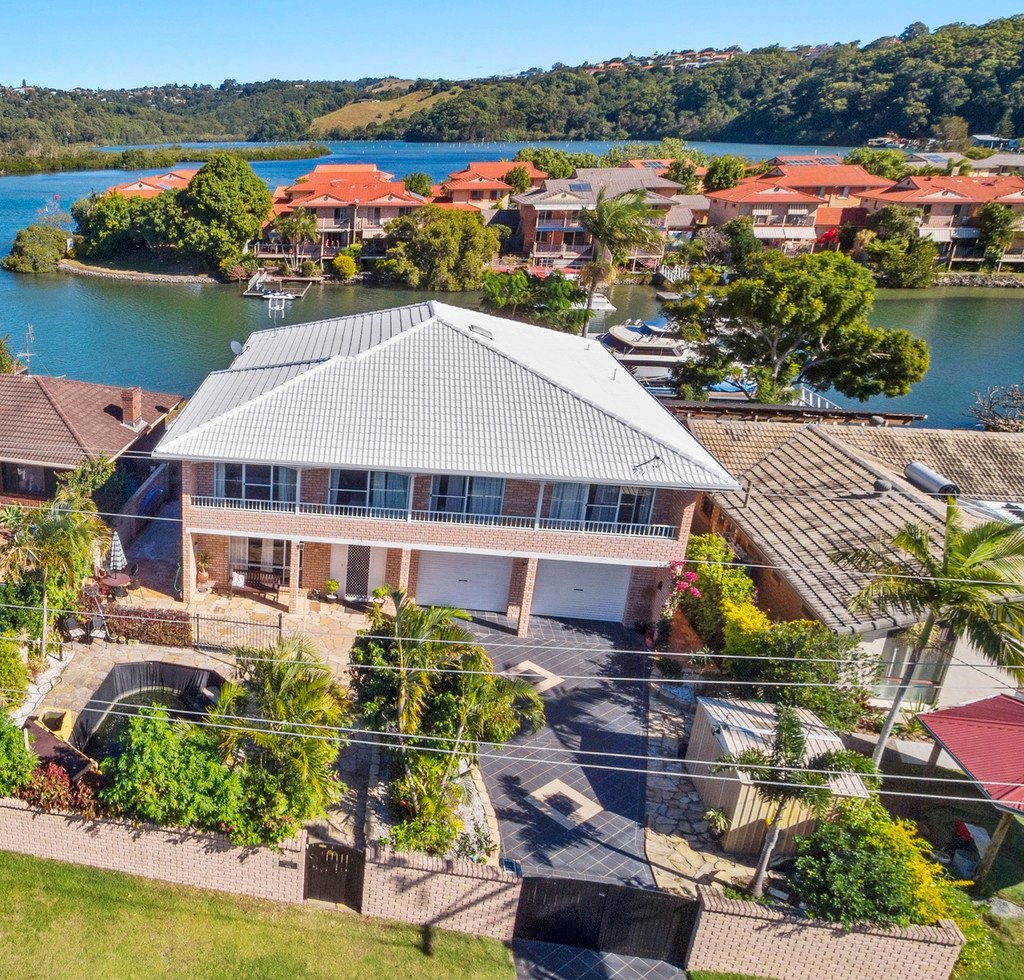 90 Jacaranda Ave  TWEED HEADS WEST 14