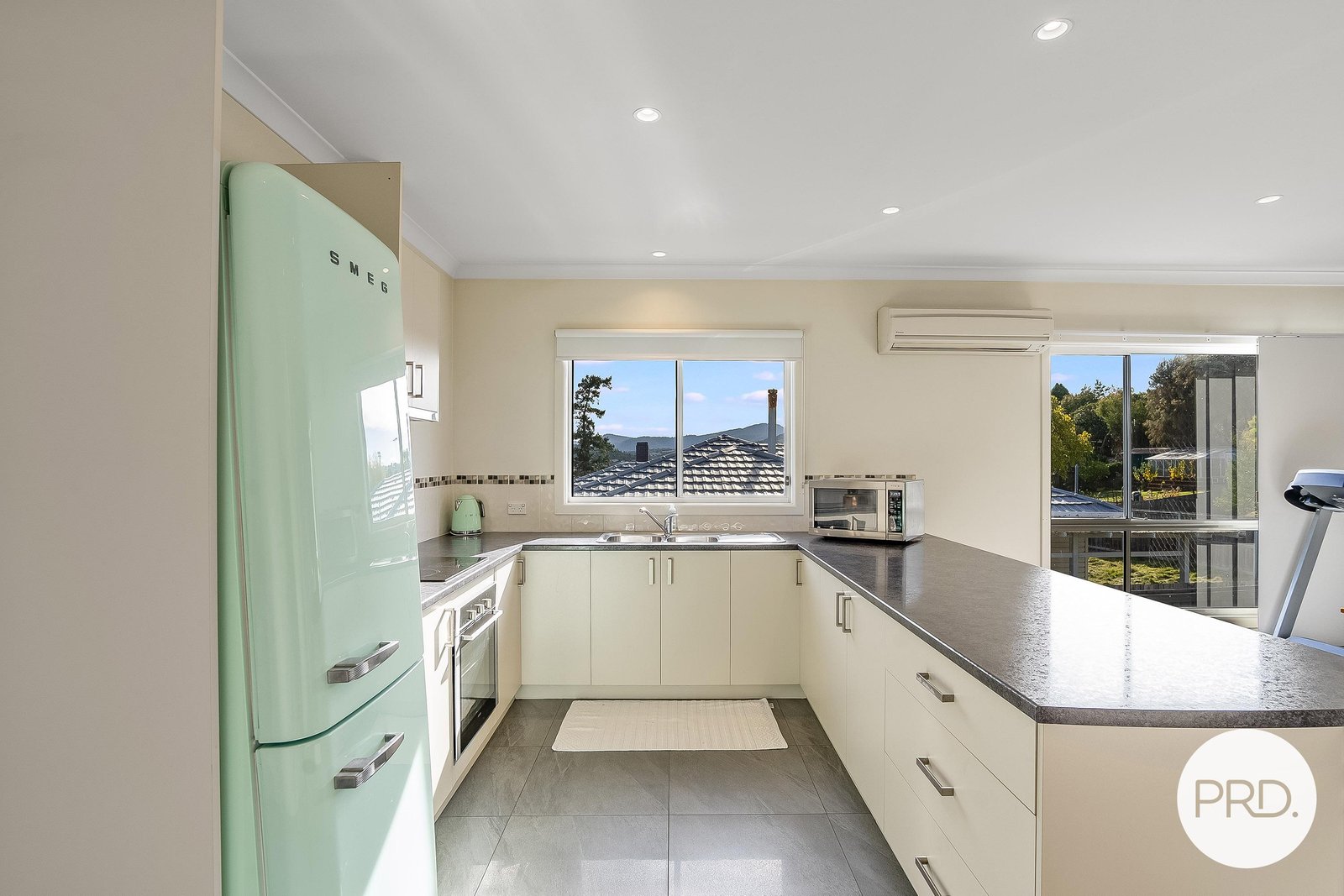 90 Kaoota Road ROSE BAY 3