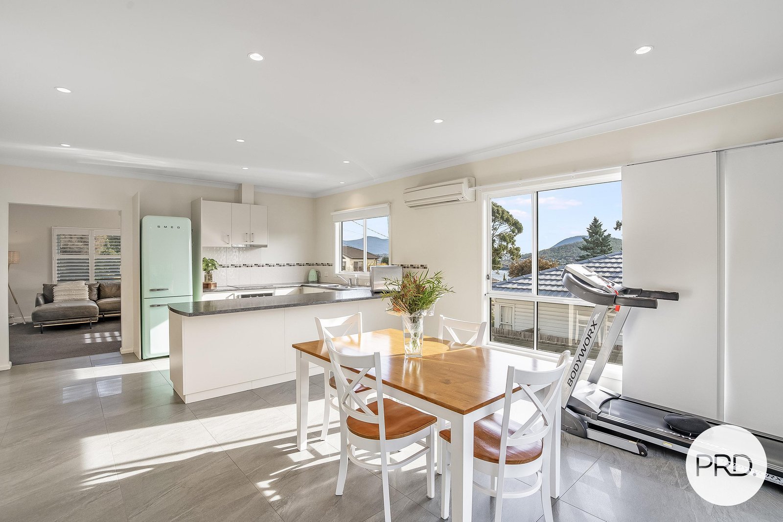 90 Kaoota Road ROSE BAY 4