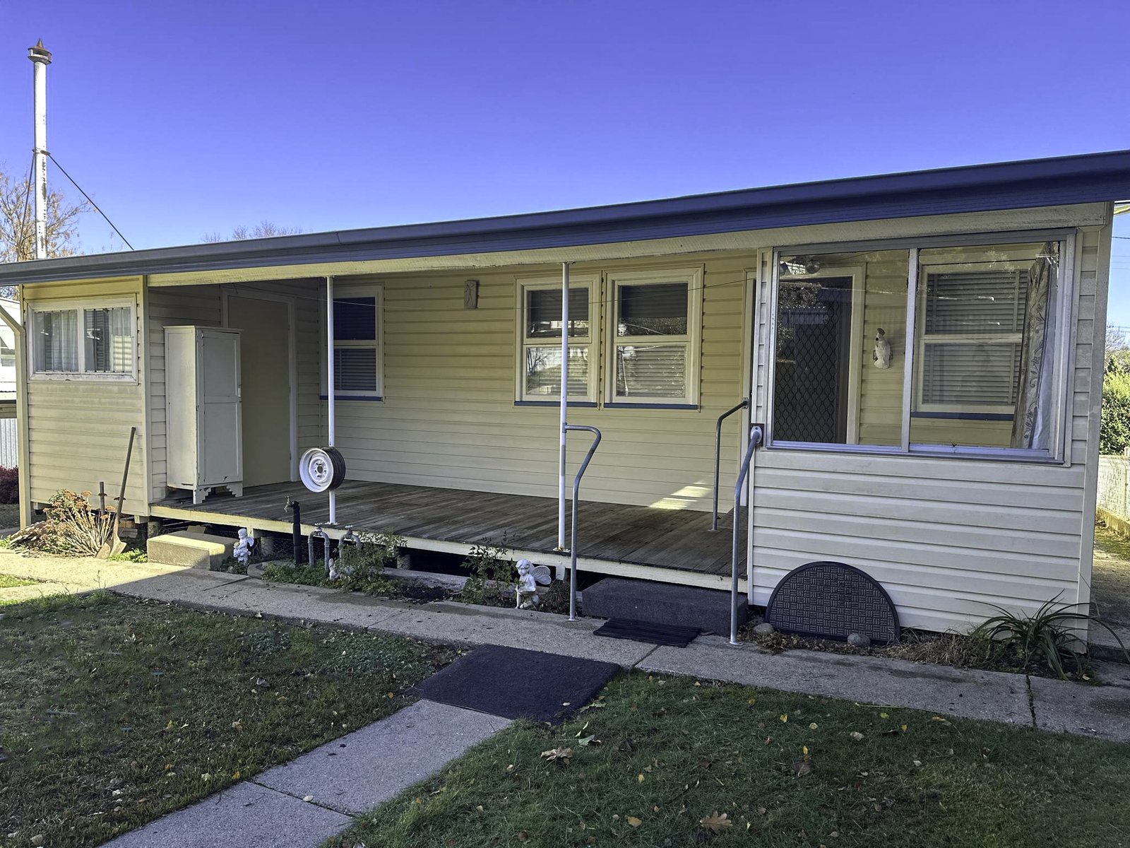 90 King Street TUMBARUMBA 11