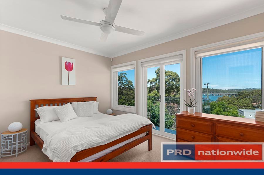 90 Lansdowne Parade OATLEY 9