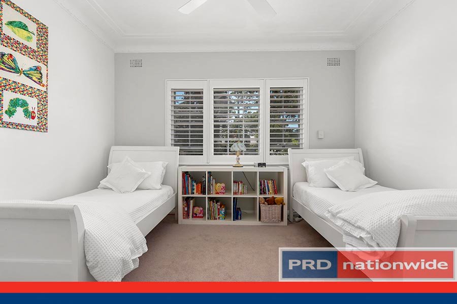 90 Lansdowne Parade OATLEY 10