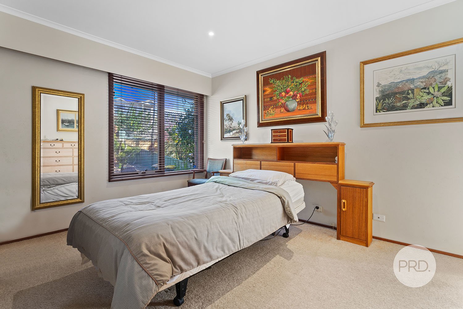 90 Laycock Road HURSTVILLE GROVE 8
