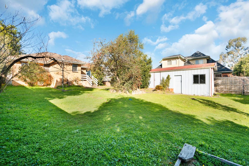 Real Estate and Property in 90 Leeds Street, Doncaster East, VIC