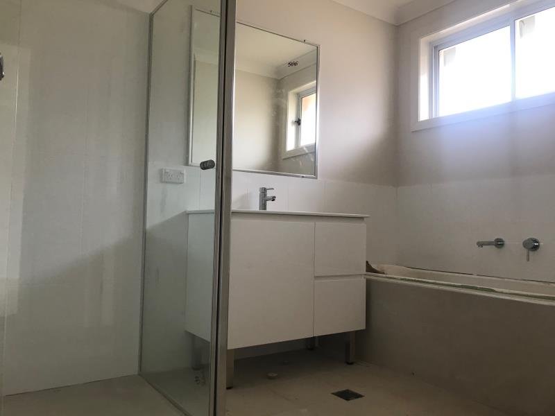 90 Marathon Street TAMWORTH 6