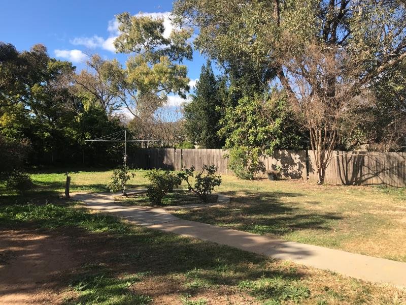 90 Marius Street TAMWORTH 8