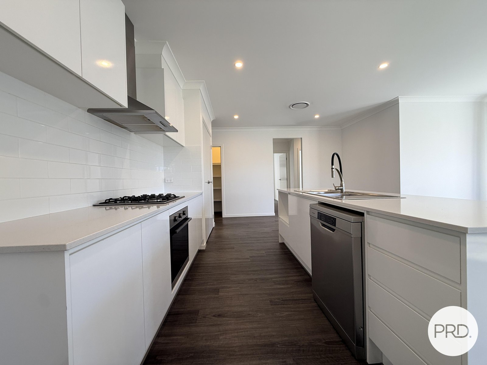 90 Mary Street GOOGONG 7