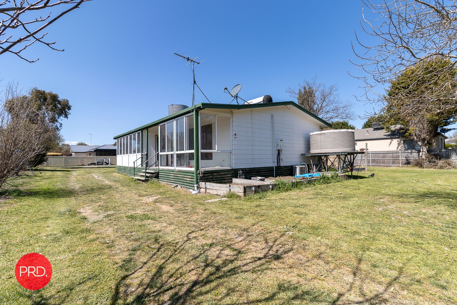 90 Molonglo Street BUNGENDORE 5
