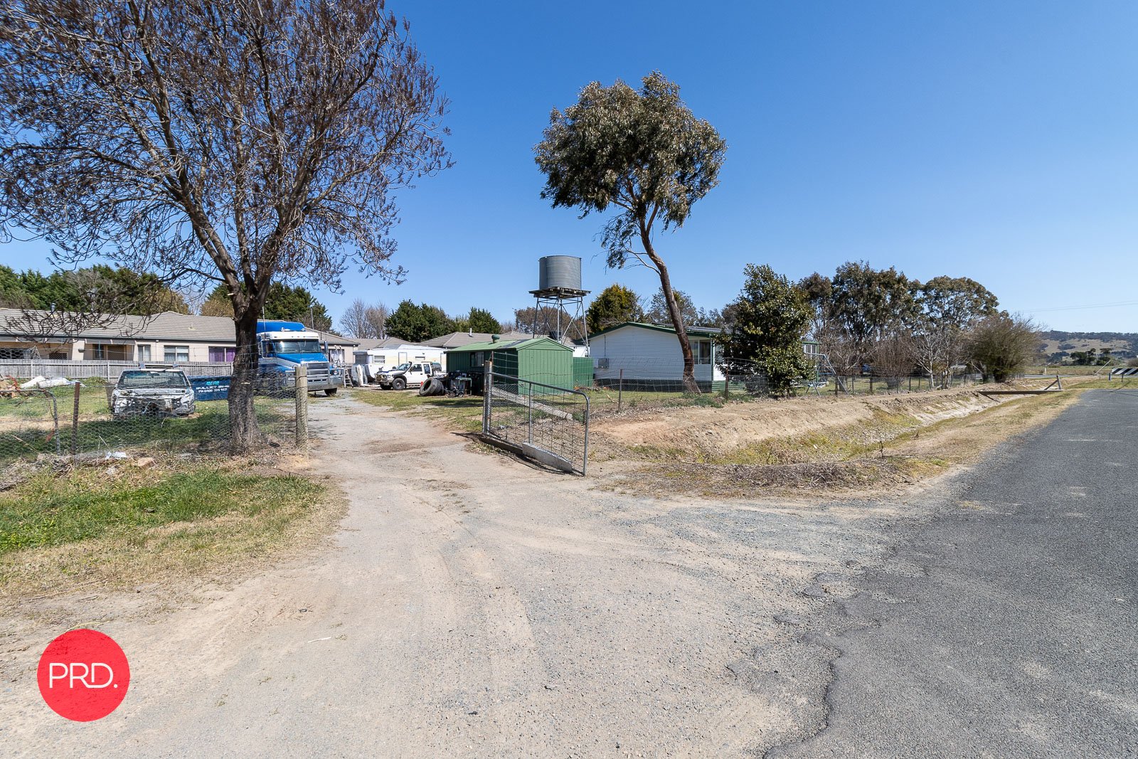 90 Molonglo Street BUNGENDORE 9