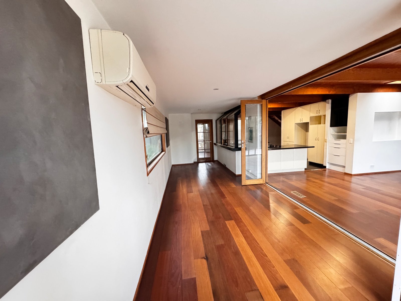 Gallery: 90 Nepean Highway