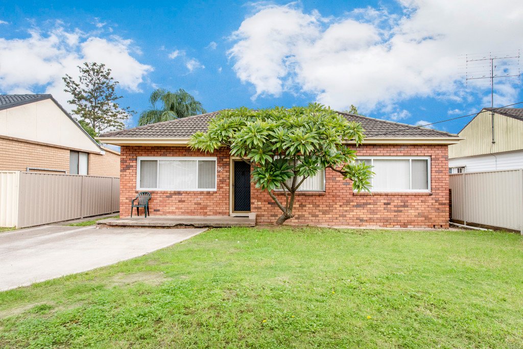 90 Penrose Cres  SOUTH PENRITH 2
