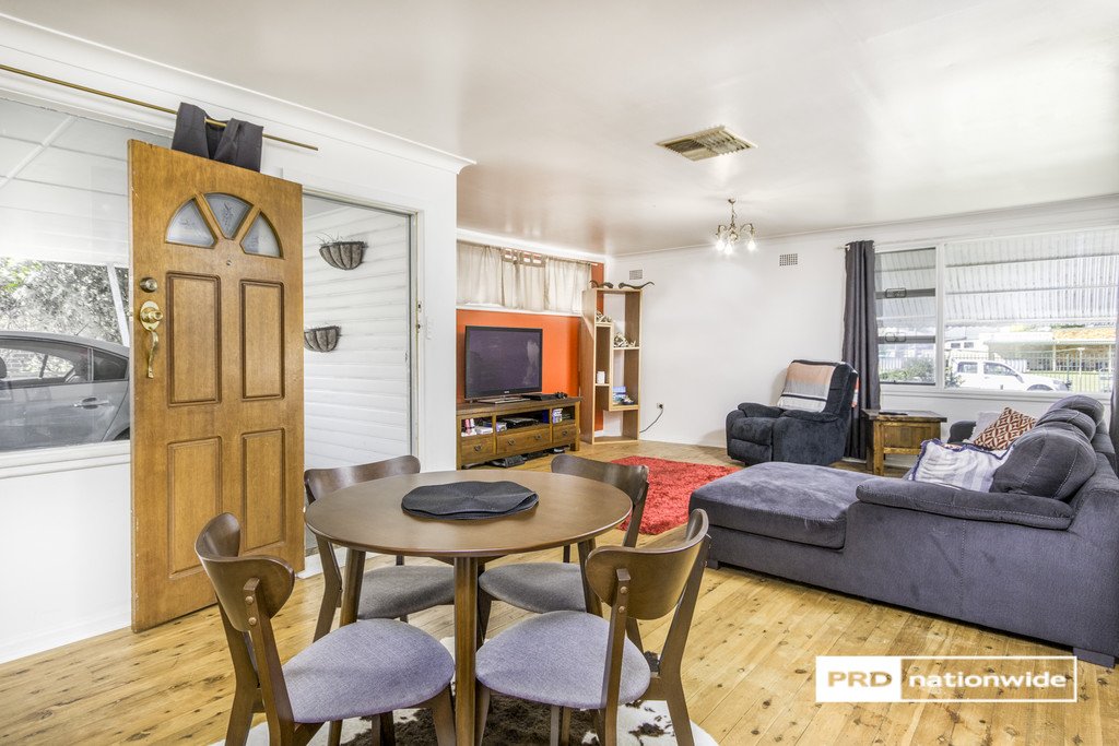 90 Piper Street TAMWORTH 2