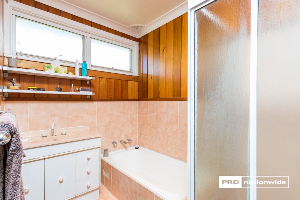 90 Piper Street TAMWORTH 7