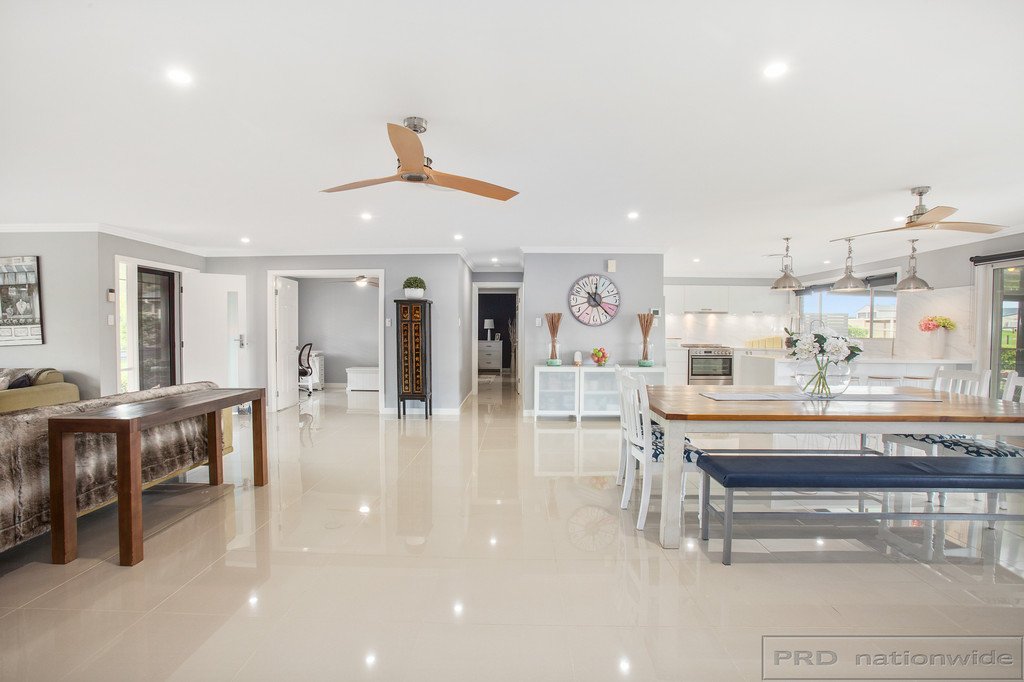 90 River Road WINDELLA 8