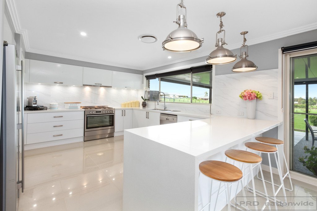 90 River Road WINDELLA 13