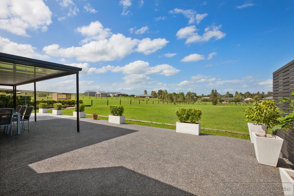 90 River Road WINDELLA 18