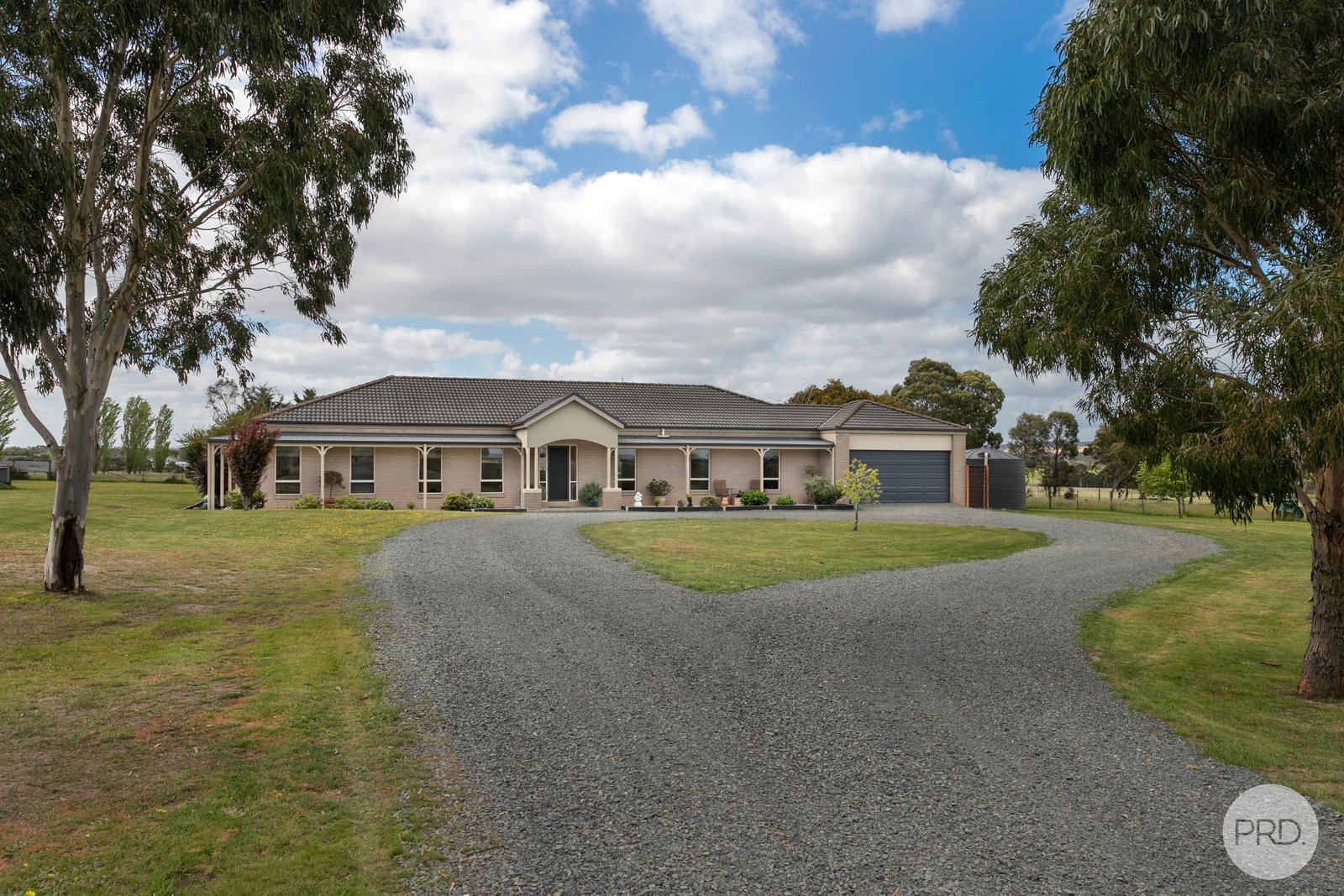 90 School Lane CAMBRIAN HILL 2