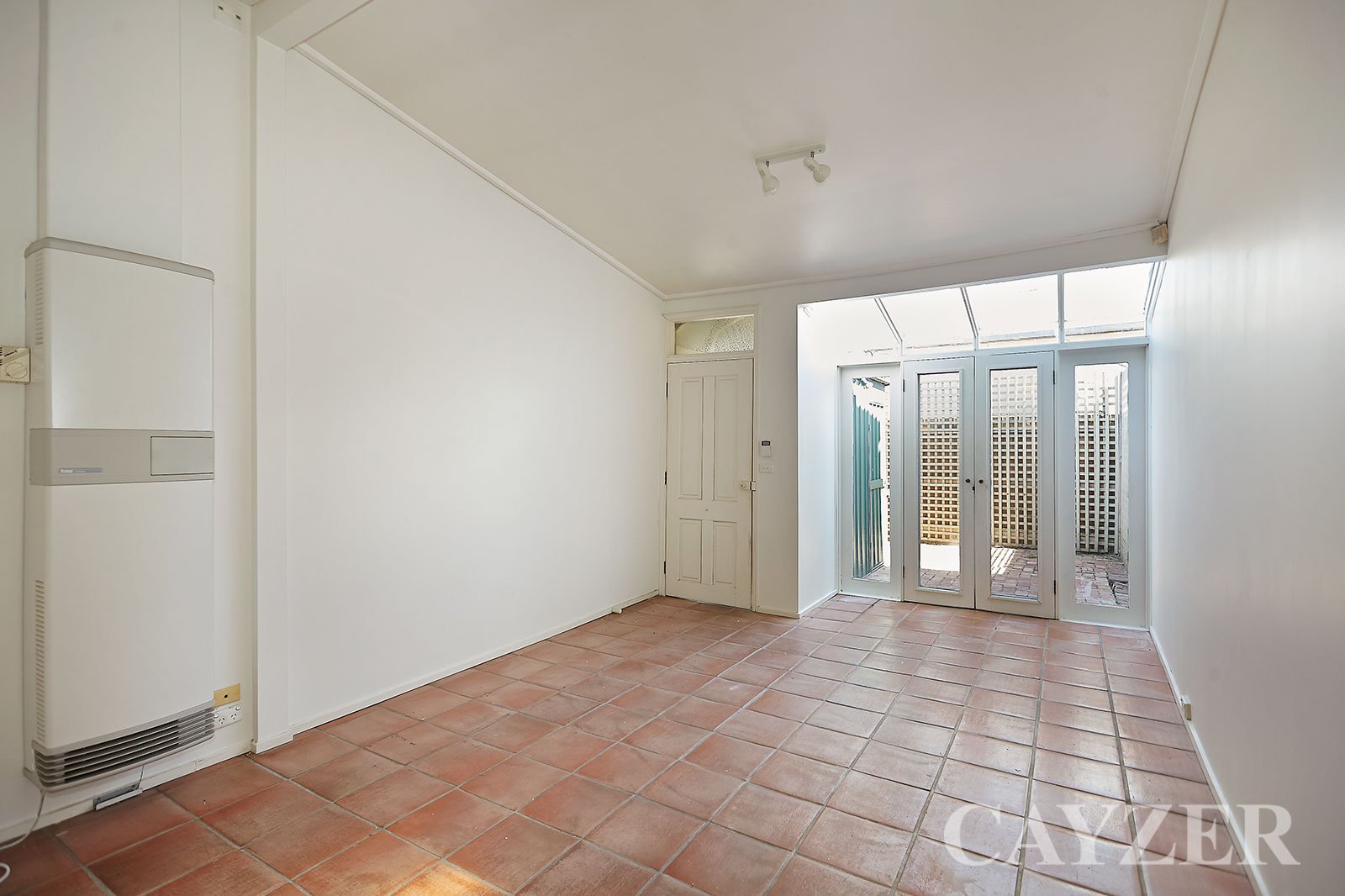 Gallery: 90 Smith Street