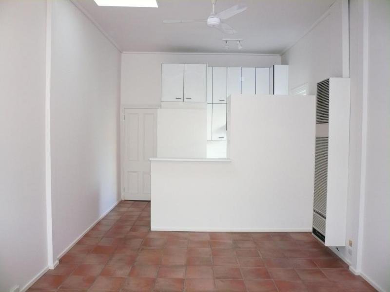 Gallery: 90 Smith Street