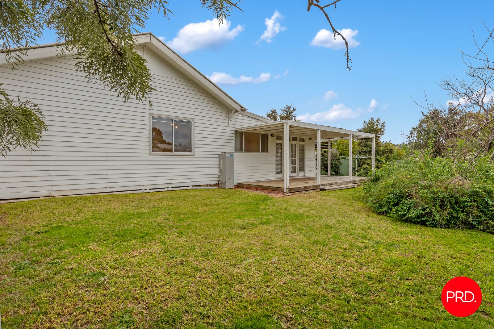 90 Somerville Street FLORA HILL 14