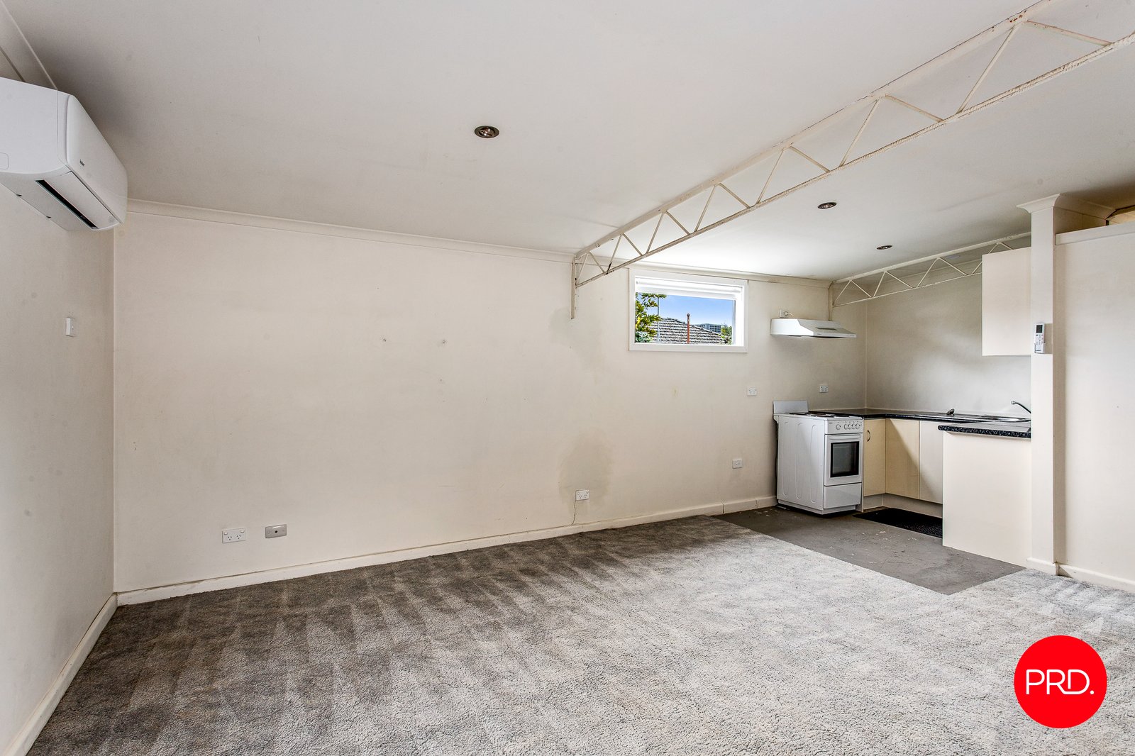 90 Somerville Street FLORA HILL 20