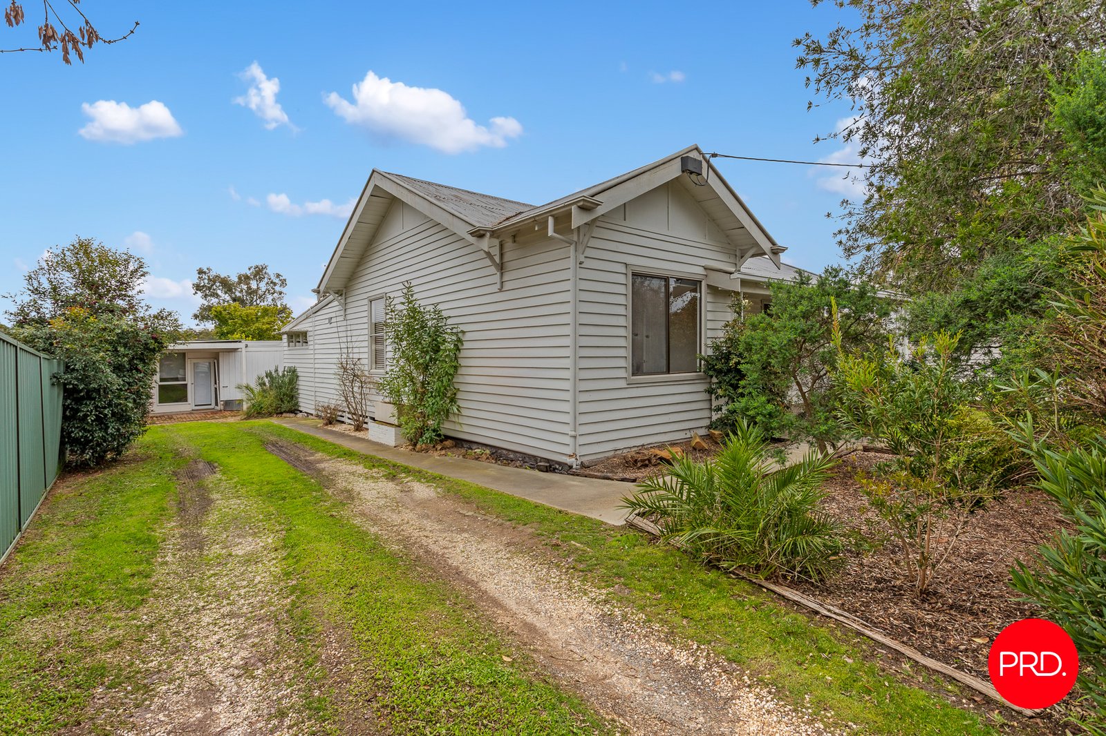 90 Somerville Street FLORA HILL 3