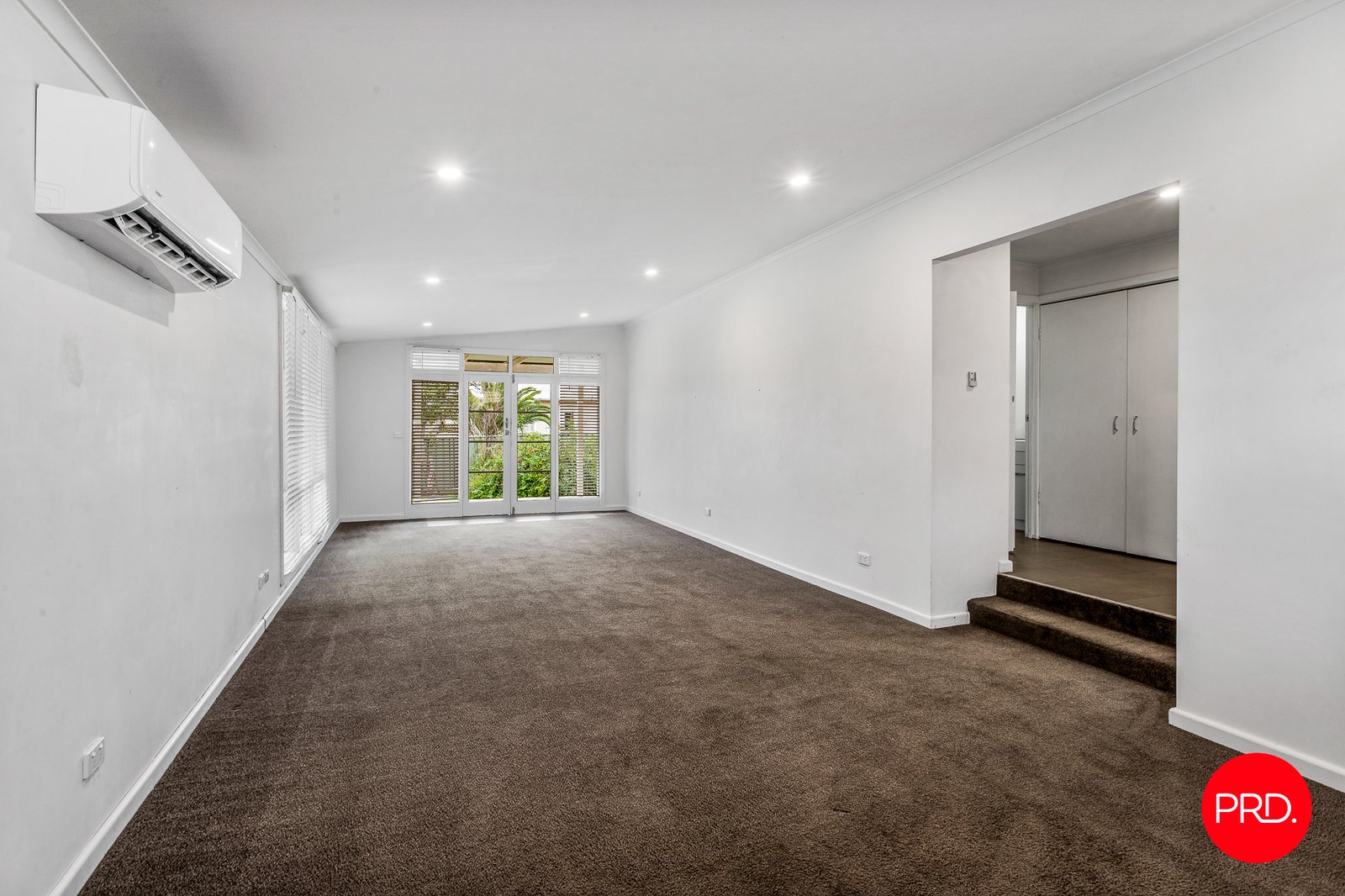 90 Somerville Street FLORA HILL 11