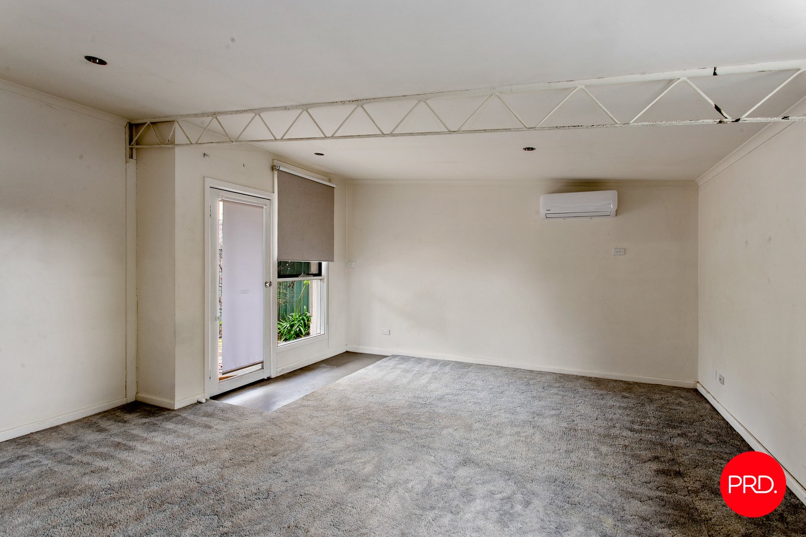 90 Somerville Street FLORA HILL 22