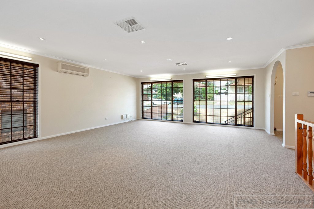 90 Thompson Street EAST MAITLAND 14