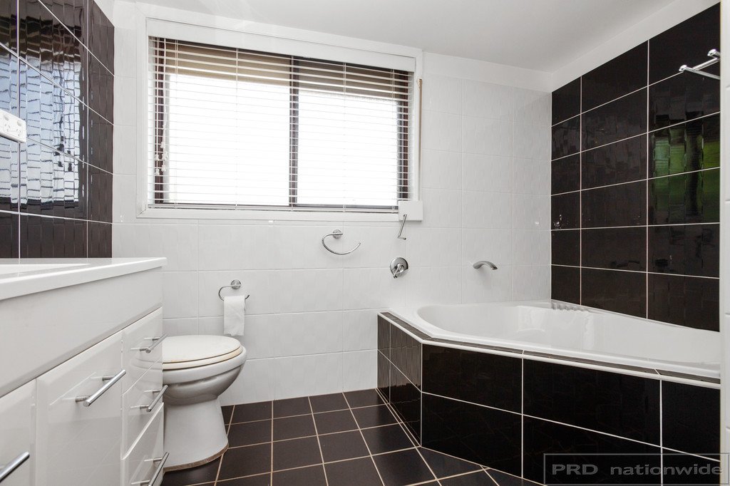 90 Thompson Street EAST MAITLAND 22