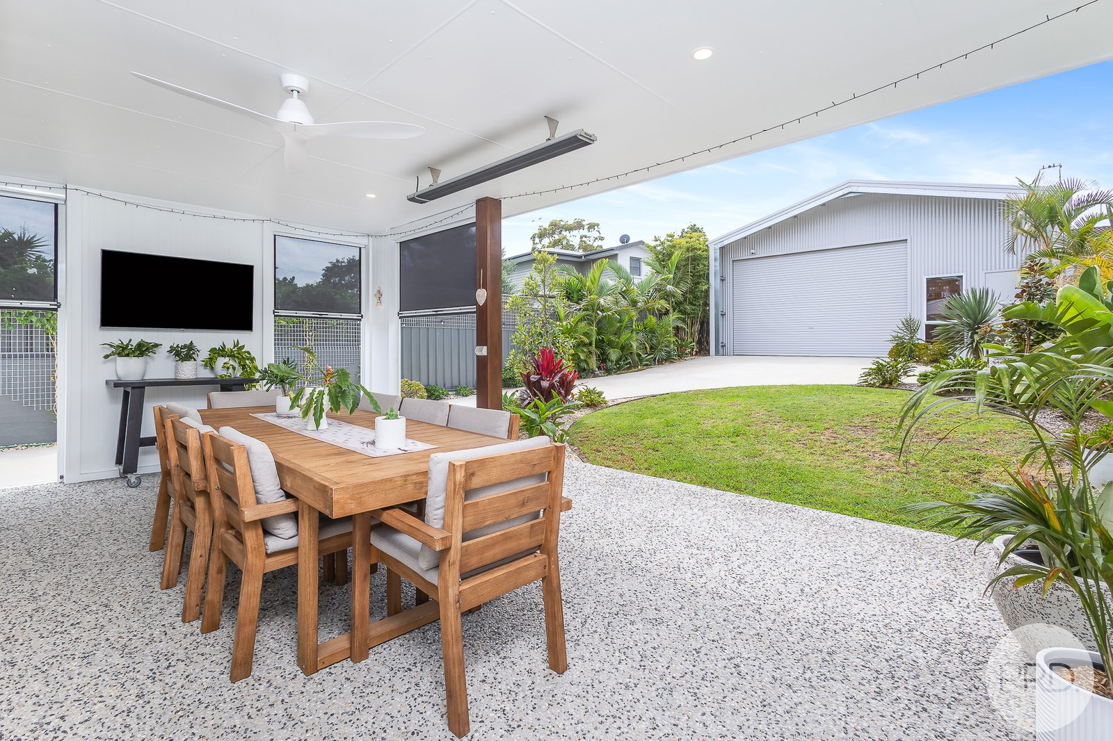 90 Tomaree Road SHOAL BAY 11