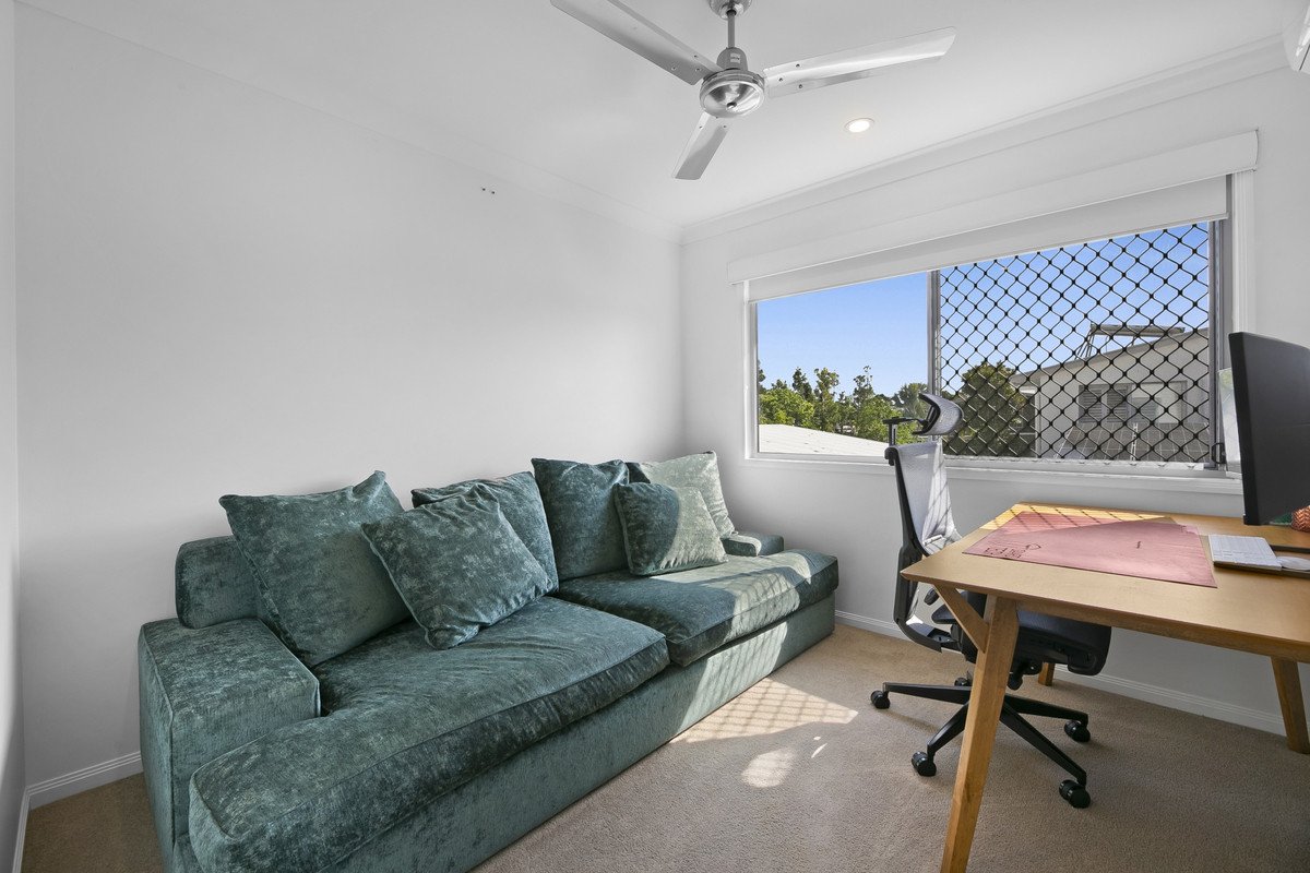 90 Verona Circuit Burleigh Waters 14