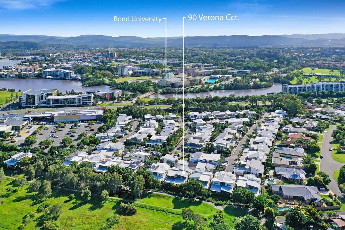 90 Verona Circuit Burleigh Waters 23