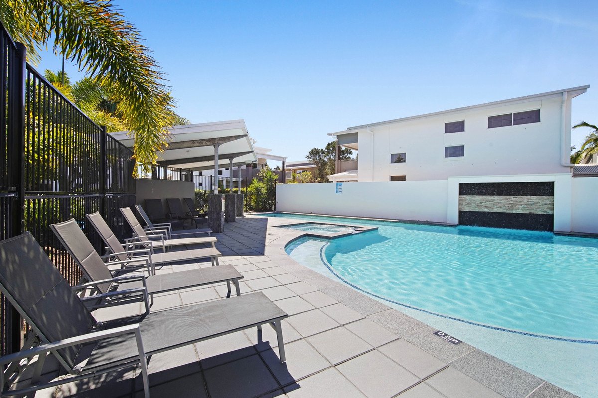 90 Verona Circuit Burleigh Waters 19
