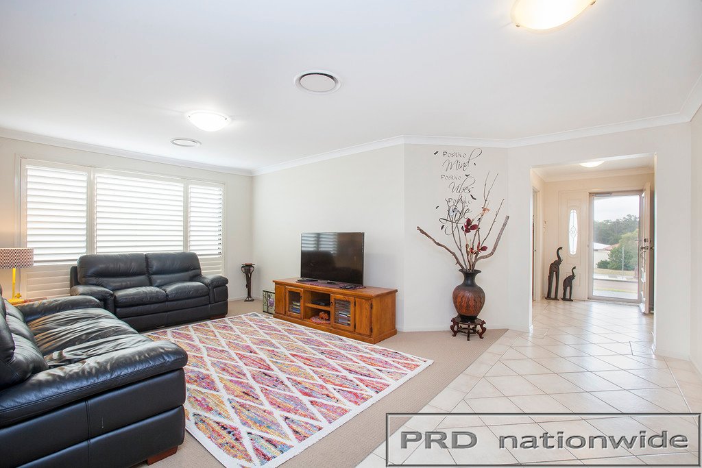 90 Worcester Drive EAST MAITLAND 8
