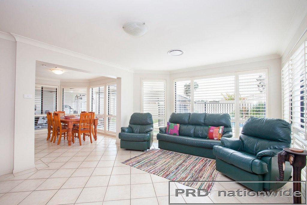 90 Worcester Drive EAST MAITLAND 18