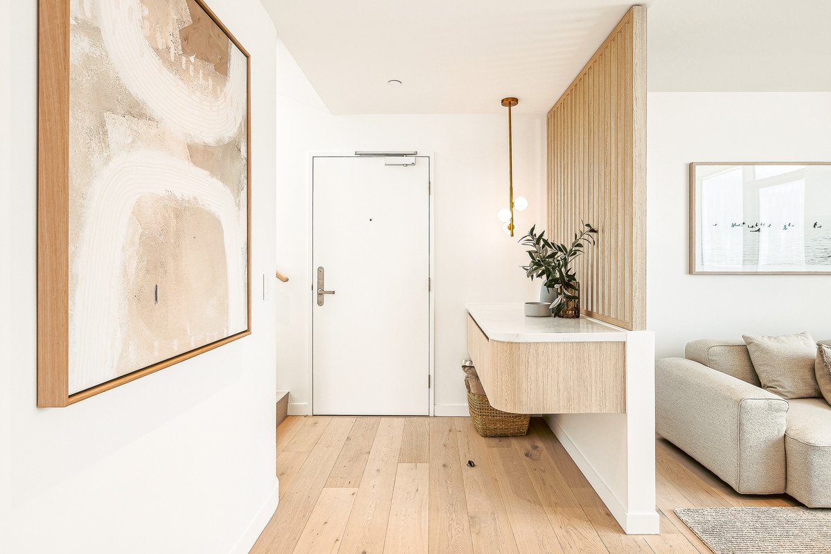 901/295 Golden Four Drive Bilinga 10