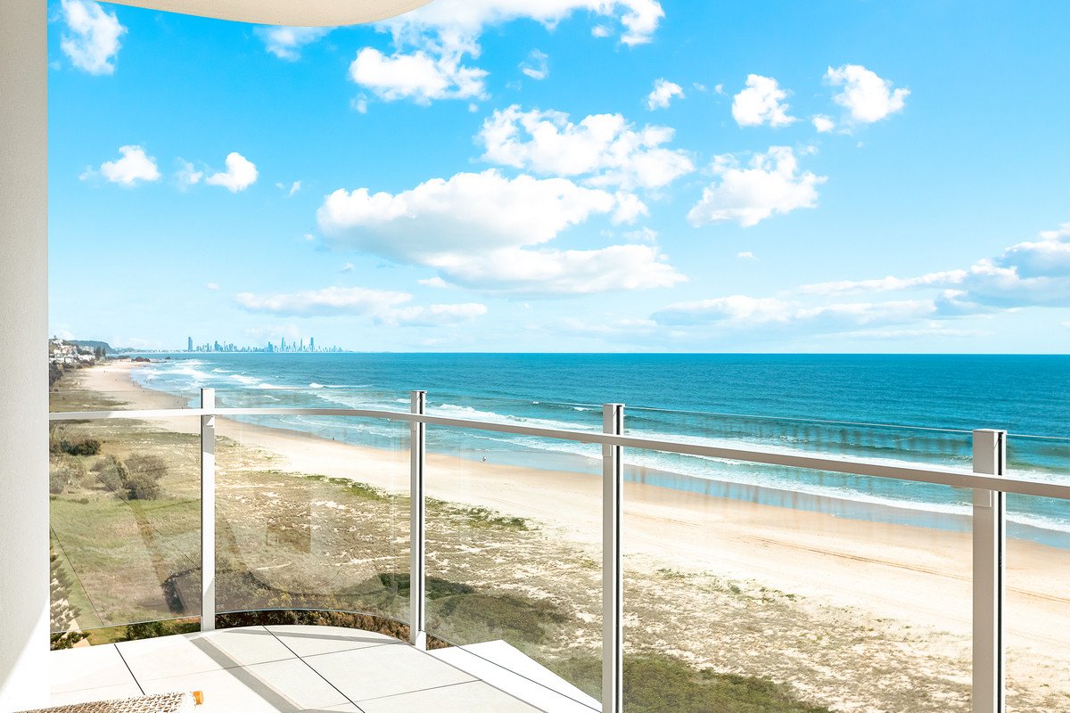 901/295 Golden Four Drive Bilinga 19