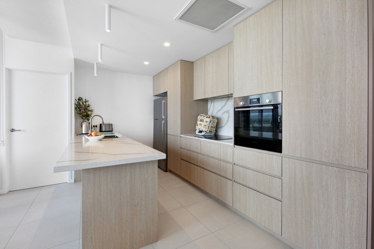 901/3 Twenty Third Avenue Palm Beach 6