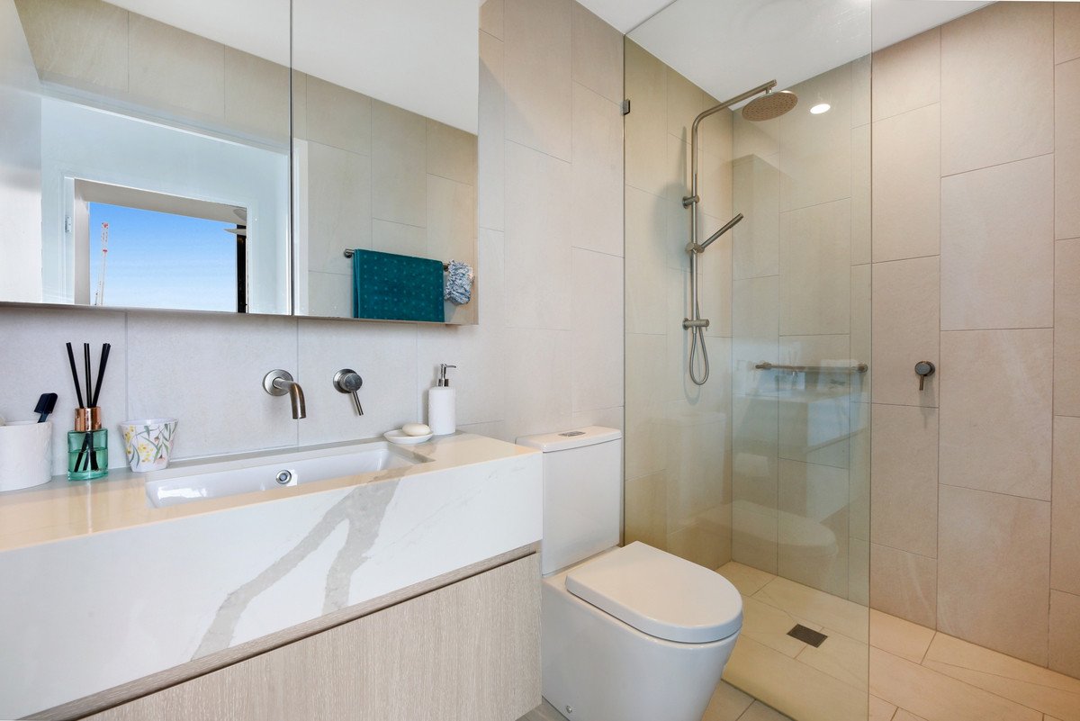 901/3 Twenty Third Avenue Palm Beach 10